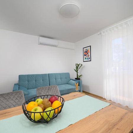 Apartment Pina بوريتش المظهر الخارجي الصورة